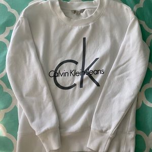 Calvin Klein Jeans white crewneck!!